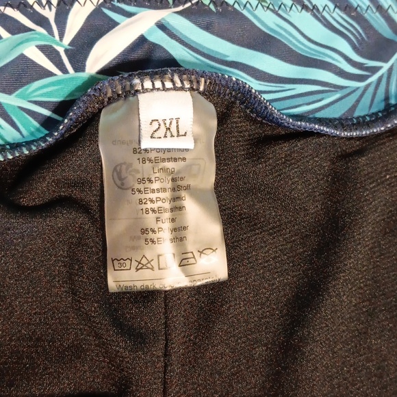 Grace Karin Rashguard Swimsuit Womens 2XL Blue Aloha Floral Palm 2 Piece Set NWT - Picture 7 of 7